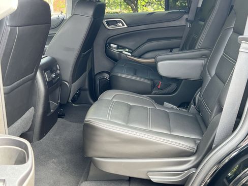 Used 2019 GMC Yukon Denali w/ Denali Ultimate Package AWD/4WD image 24
