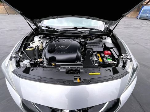 Used 2018 Nissan Maxima SR FWD image 13