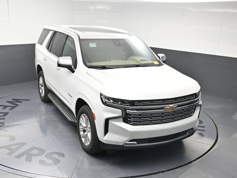 Used 2021 Chevrolet Tahoe Premier w/ Premium Package AWD/4WD image 22