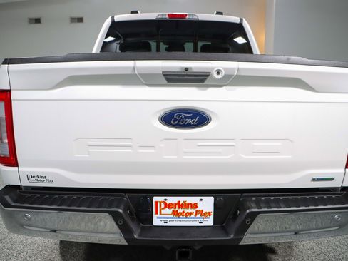 Used 2023 Ford F150 Lariat w/ Equipment Group 502A High image 8