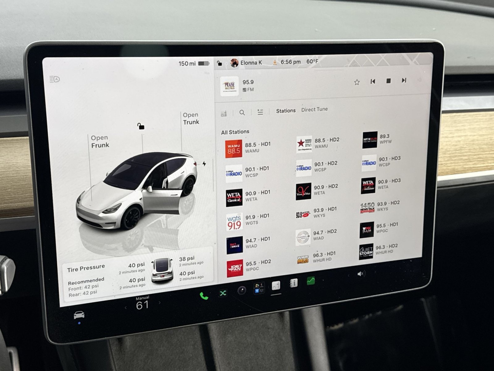 Used 2023 Tesla Model Y Performance AWD/4WD image 30