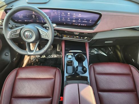 Used 2024 Buick Envision Sport Touring image 2