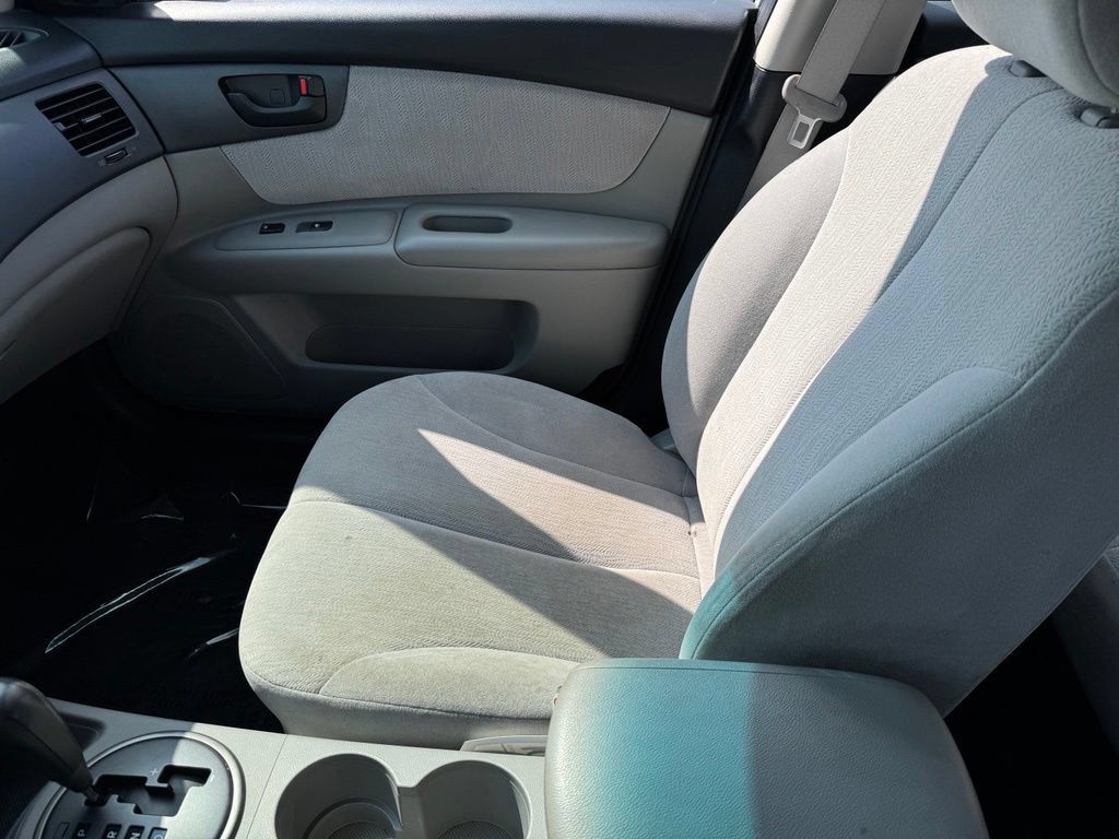 Used 2010 Kia Optima LX FWD image 22