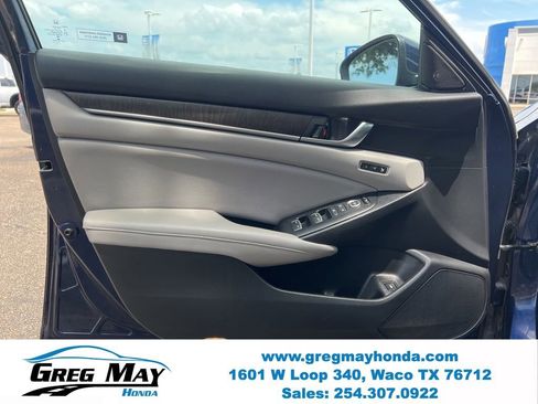 Used 2018 Honda Accord Touring image 20