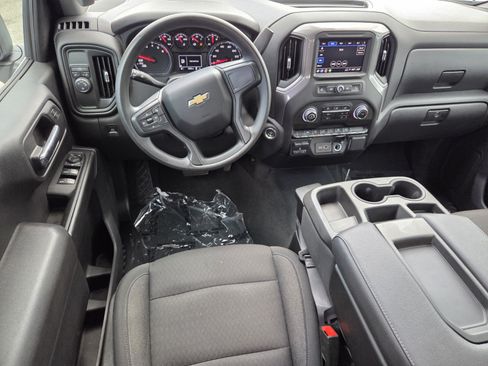 Used 2023 Chevrolet Silverado 1500 Custom RWD image 8