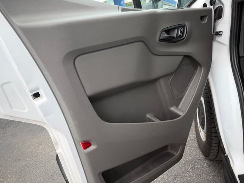 Used 2022 Ford Transit 350 XL RWD image 11