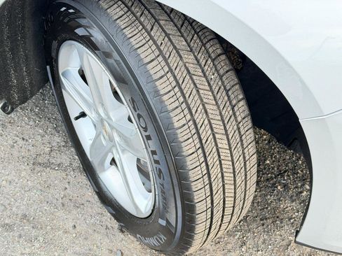 Used 2022 Chevrolet Malibu LT image 81