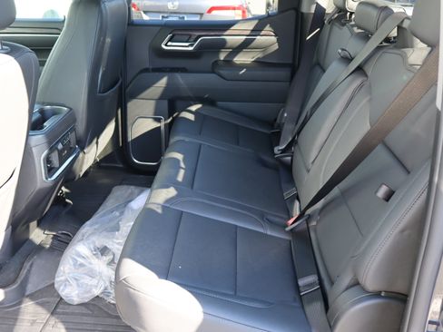 Certified 2024 GMC Sierra 1500 SLT w/ SLT Premium Plus Package image 34