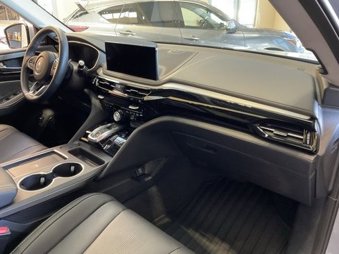 Certified 2025 Acura MDX w/ Technology Package image 21