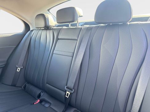 Used 2026 Mercedes-Benz E 350 Sedan image 13