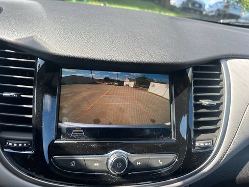 Used 2018 Chevrolet Trax LS FWD image 17