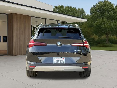 Used 2025 BMW X3 xDrive30i w/ Premium Package image 9
