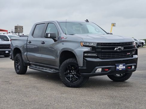 Used 2020 Chevrolet Silverado 1500 LT Trail Boss AWD/4WD image 2