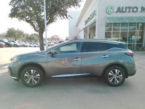 Used 2019 Nissan Murano SV image 10