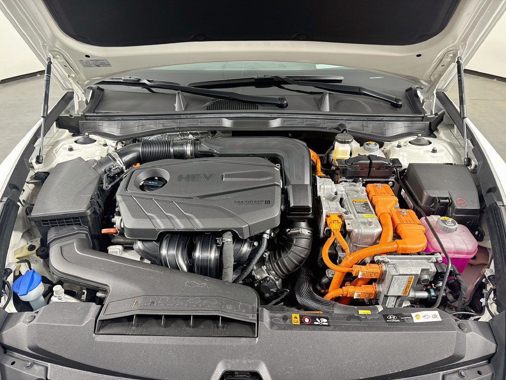 Certified 2023 Hyundai Sonata Limited FWD image 33