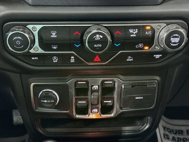 Used 2023 Jeep Gladiator Sport AWD/4WD image 15