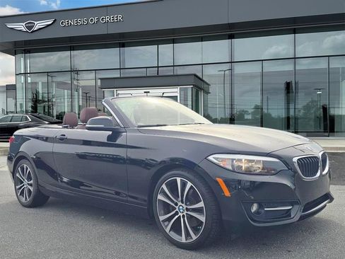 Used 2017 BMW 230i Convertible image 1