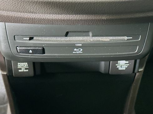 Used 2019 Honda Odyssey Touring image 25