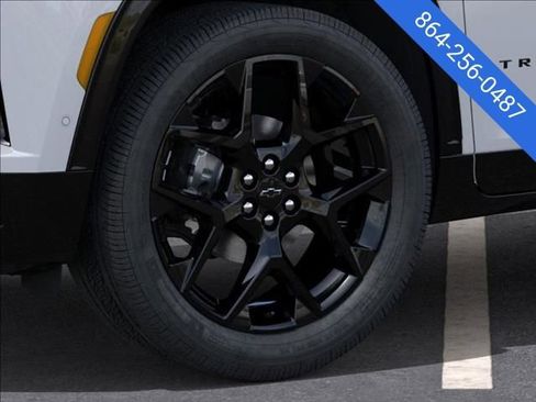 New 2026 Chevrolet Traverse RS image 9