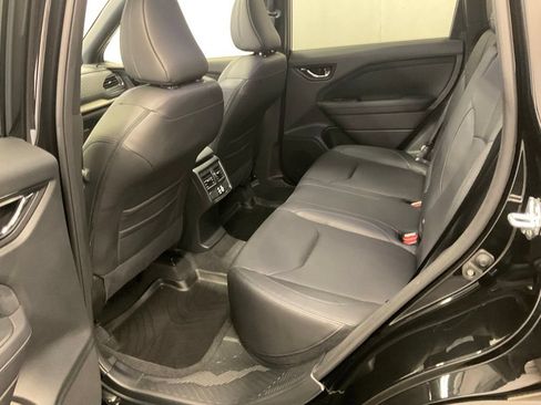 Used 2025 Subaru Forester Limited w/ Popular Package #1 AWD/4WD image 34