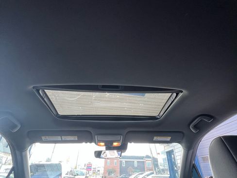 Used 2022 Honda Pilot TrailSport image 23