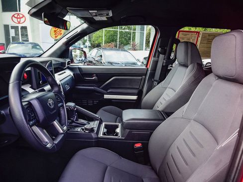 Certified 2024 Toyota Tacoma TRD Off-Road image 22