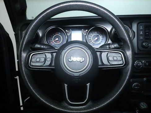 Used 2021 Jeep Wrangler Unlimited Sport image 20