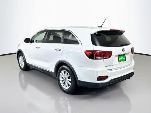 Used 2019 Kia Sorento FWD image 7