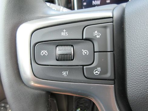 Certified 2023 Chevrolet Silverado 1500 LT AWD/4WD image 25