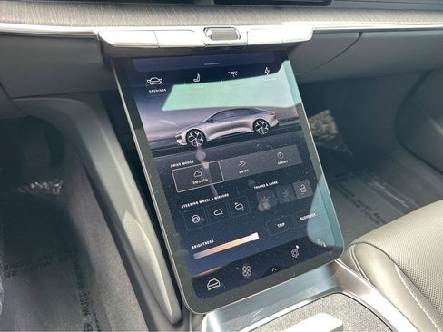 Used 2024 Lucid Air Pure RWD image 25