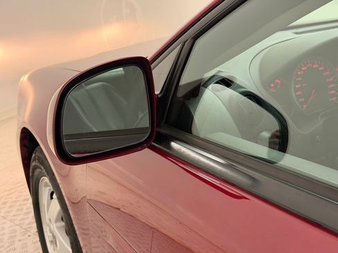 Used 2004 Pontiac Grand Prix GT2 w/ Leather Trim Pkg image 22