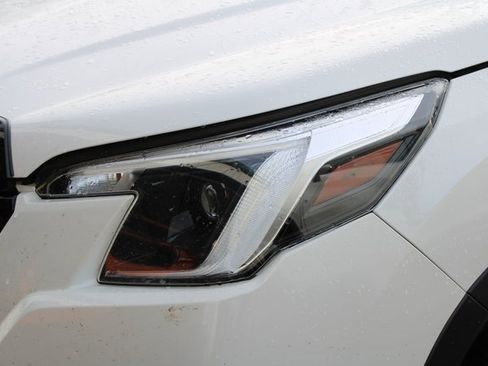 Certified 2023 Subaru Forester Limited image 12