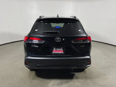 Certified 2026 Toyota Corolla Cross XLE FWD image 4
