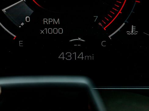 Used 2025 GMC Yukon Denali Ultimate image 21