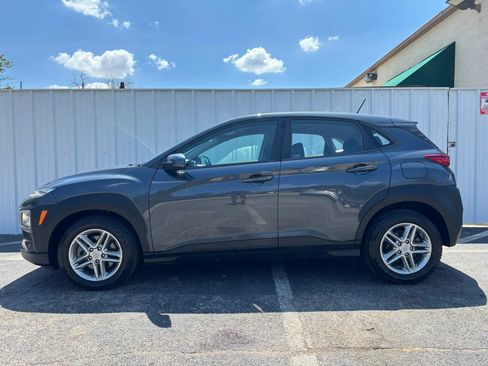 Used 2021 Hyundai Kona SE AWD/4WD image 2