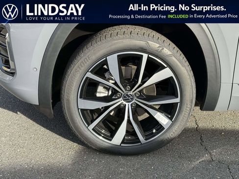 New 2026 Volkswagen Atlas SEL Premium R-Line AWD/4WD image 8