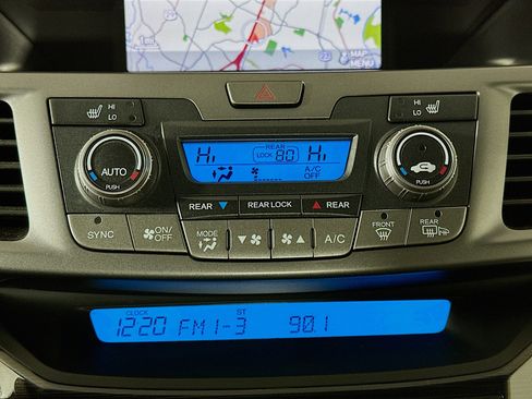 Used 2012 Honda Odyssey Touring image 23