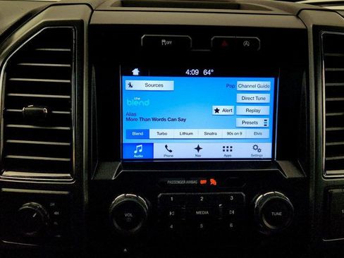 Used 2018 Ford F150 XLT w/ Equipment Group 302A Luxury AWD/4WD image 17