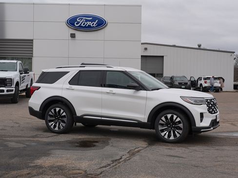 New 2026 Ford Explorer Platinum w/ LUX Leather Package image 2