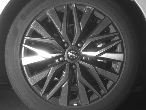 Used 2025 Nissan Altima 2.5 SV FWD image 13