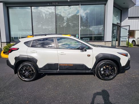 Certified 2025 Subaru Crosstrek 2.5i Wilderness w/ Crosstrek Mirror Package AWD/4WD image 8
