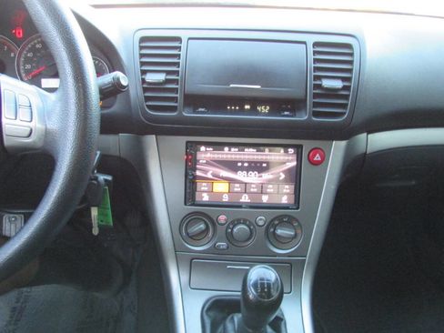 Used 2008 Subaru Outback 2.5i image 35