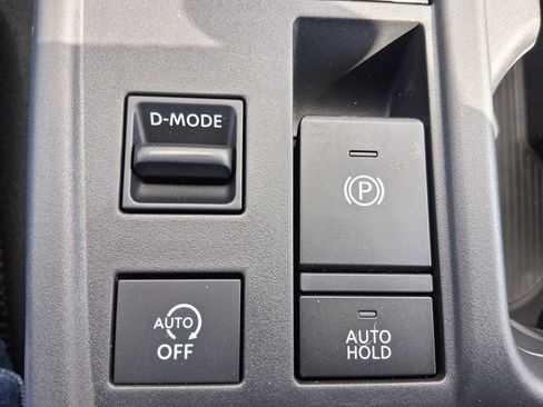 New 2026 Nissan Sentra SR w/ Floor Mat Package FWD image 21