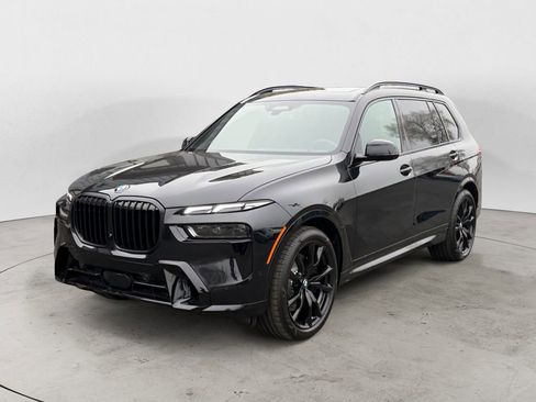 New 2026 BMW X7 xDrive40i w/ M Sport Package AWD/4WD image 3