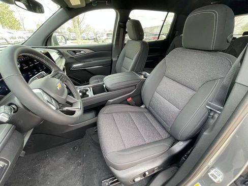 New 2026 Chevrolet Traverse LT image 23