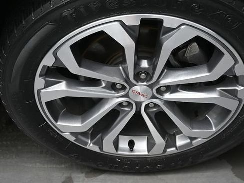 Used 2020 GMC Terrain SLT w/ Preferred Package AWD/4WD image 31
