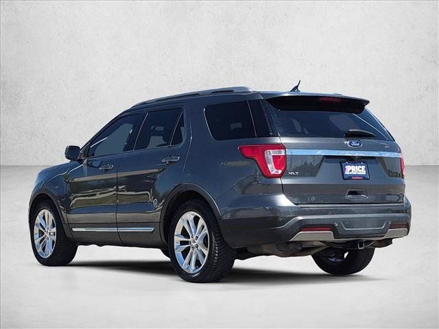 Used 2019 Ford Explorer XLT w/ Equipment Group 202A FWD image 6