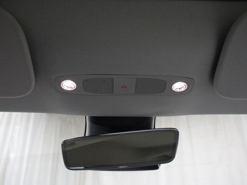 Used 2023 Tesla Model 3 Standard Range RWD image 18