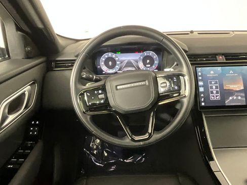 Used 2026 Land Rover Range Rover Velar S image 11