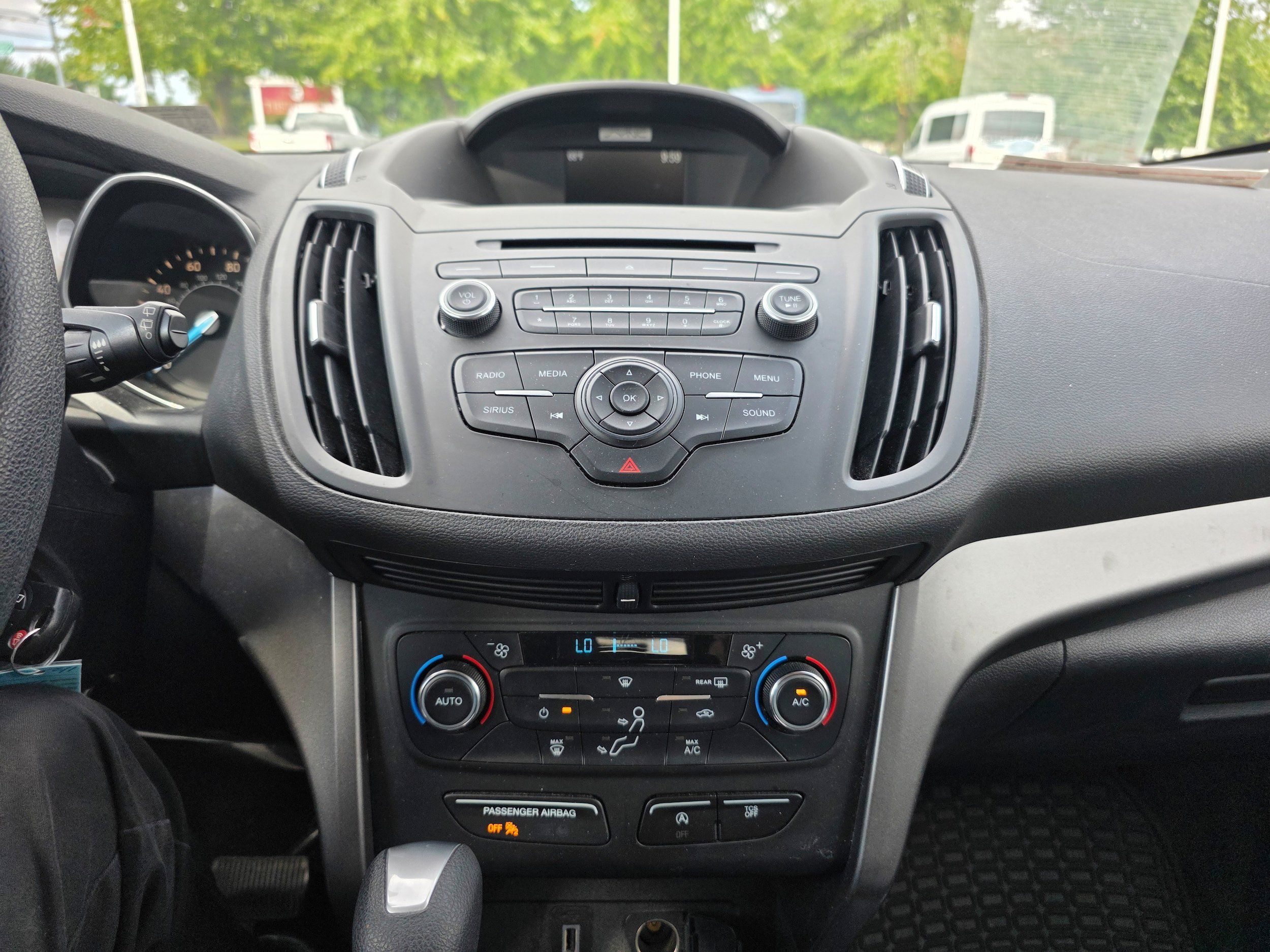 Used 2017 Ford Escape SE AWD/4WD image 12